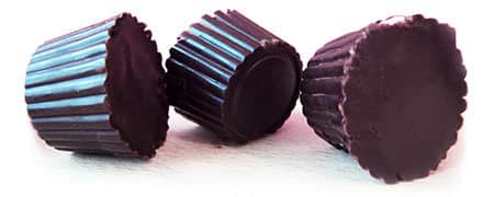 Bouchées au chocolat noir à la fraise et protéine